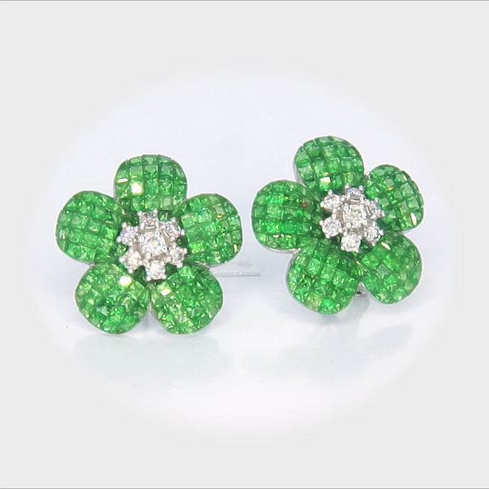 18k White Gold Invisible-Set Tsavorite Flower Stud Earrings 360 deg video 