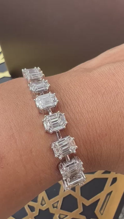 18k White Gold Emerald-Cut Diamond Illusion Bracelet on hand 